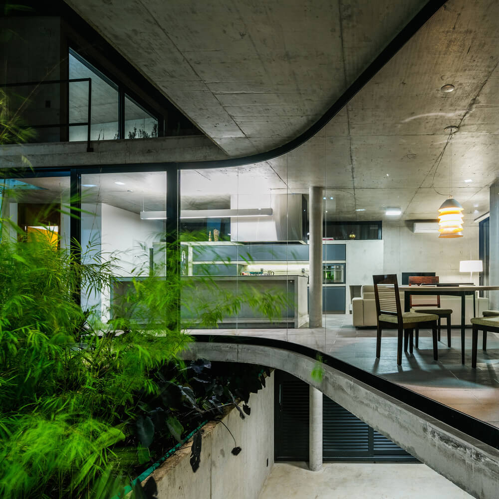 Casa Moderna em São José dos Campos por Obra Arquitetos 006 Concreto e Vidros Curvo