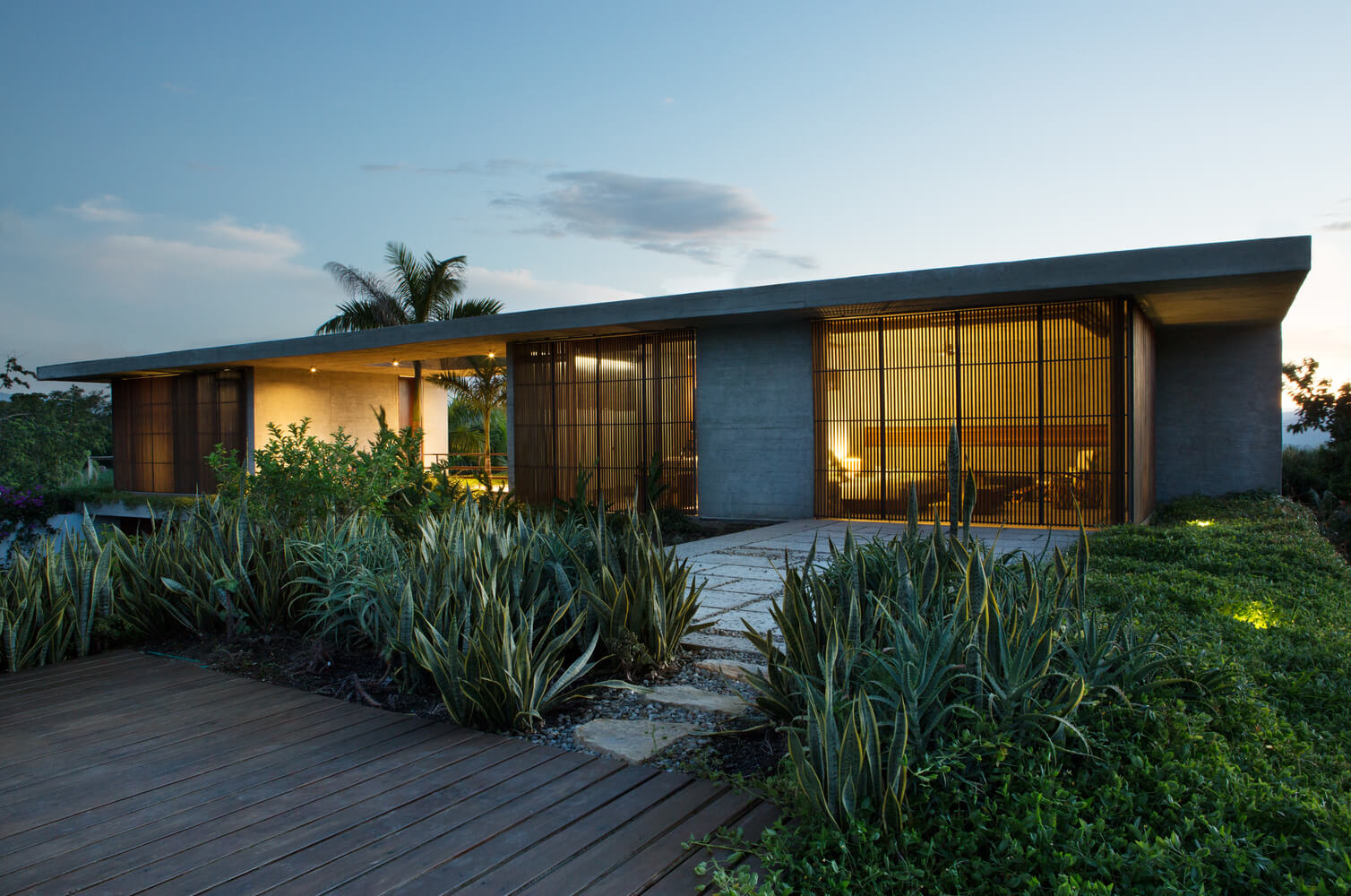 Casa Moderna na Mata Colombiana por Alberto Burckhard + Carolina Echeverri 022