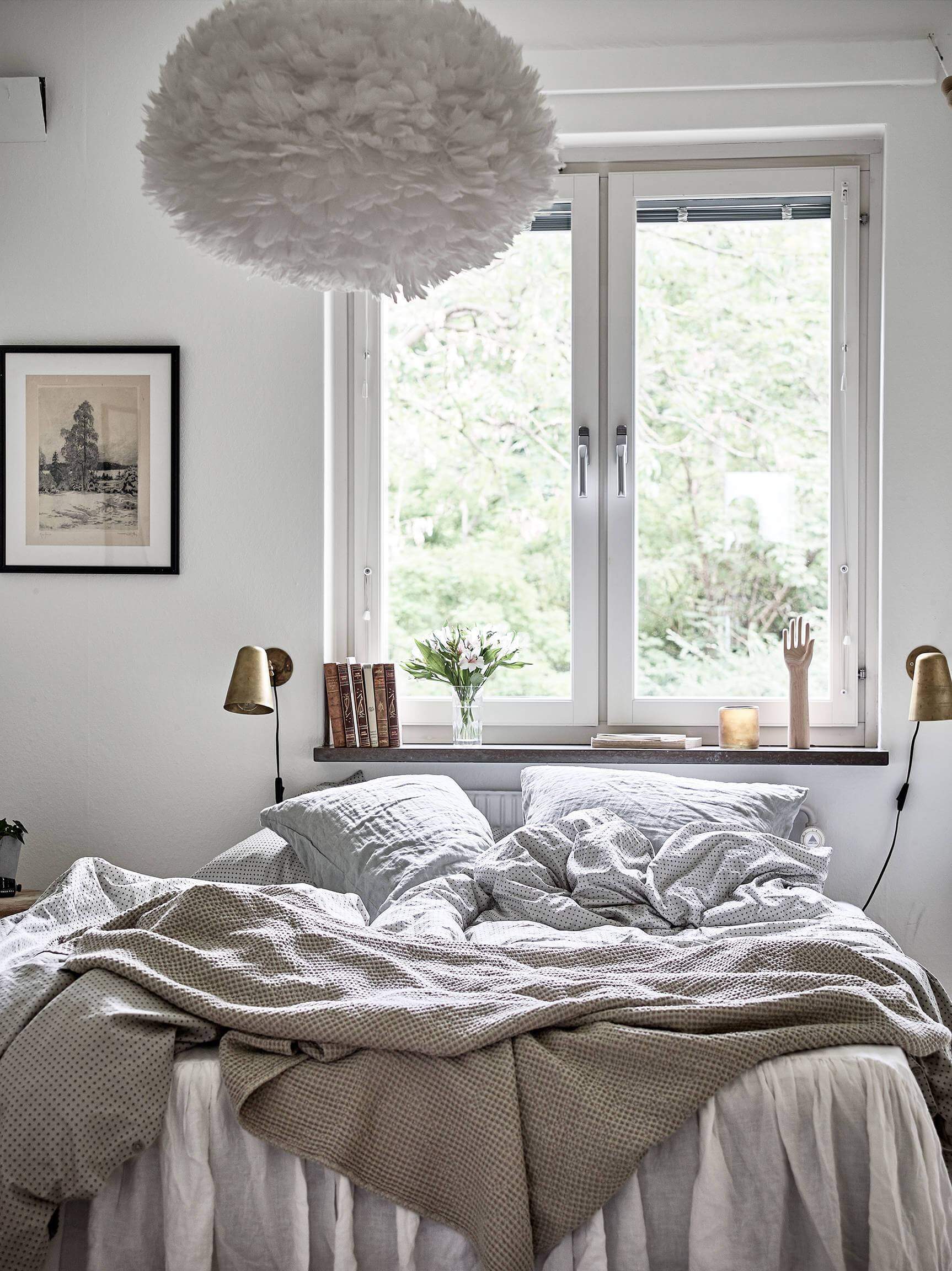 Fotos para Decoração do Quarto - Arrumar a cama ou não? Quarto roupa de cama cinza e branco, quarto com decoração escandinava