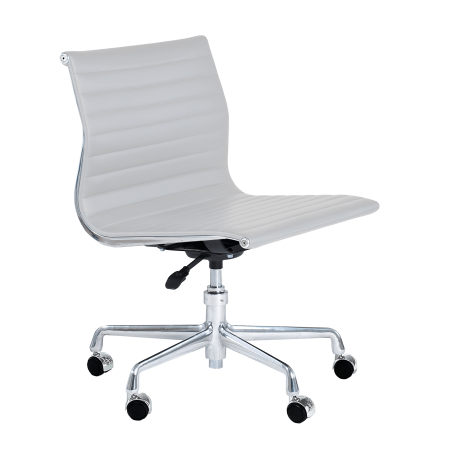 Cadeira para escritório Charles e Ray Eames EA 330 estrutura em alumínio e couro branco