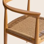 Cadeira The Chair Fibra Madeira Tauari Natural e Fibra de Celulose Designer Hans J. Wegner