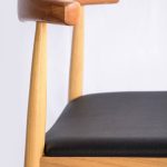 Cadeira Elbow Chair Natural + Viena Preto (2)